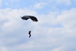 Flugplatz Jena Schoengleina 60 Jahre 00018